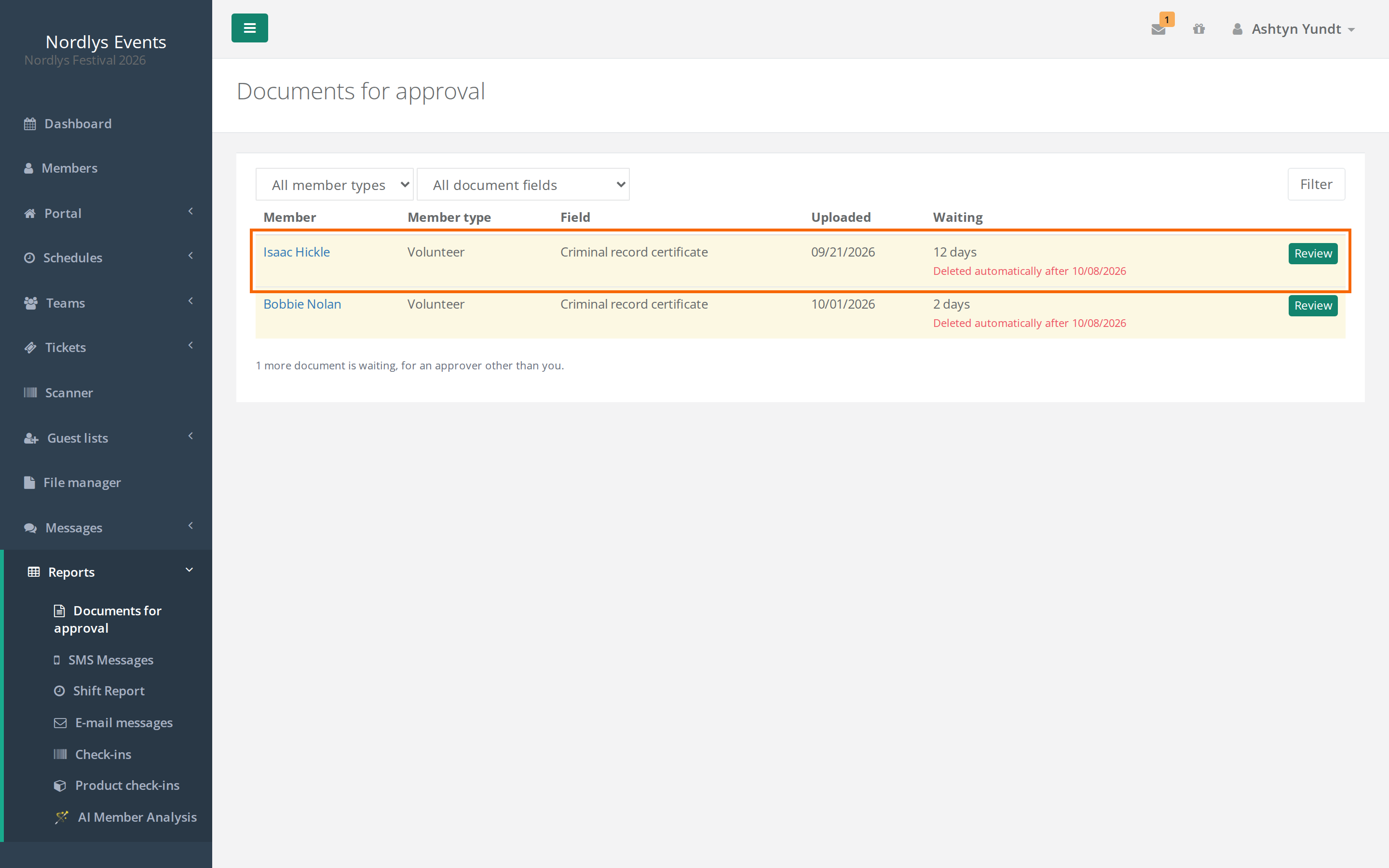 Documents for approval with two waiting documents, one row highlighted because its deletion date is less than a week away