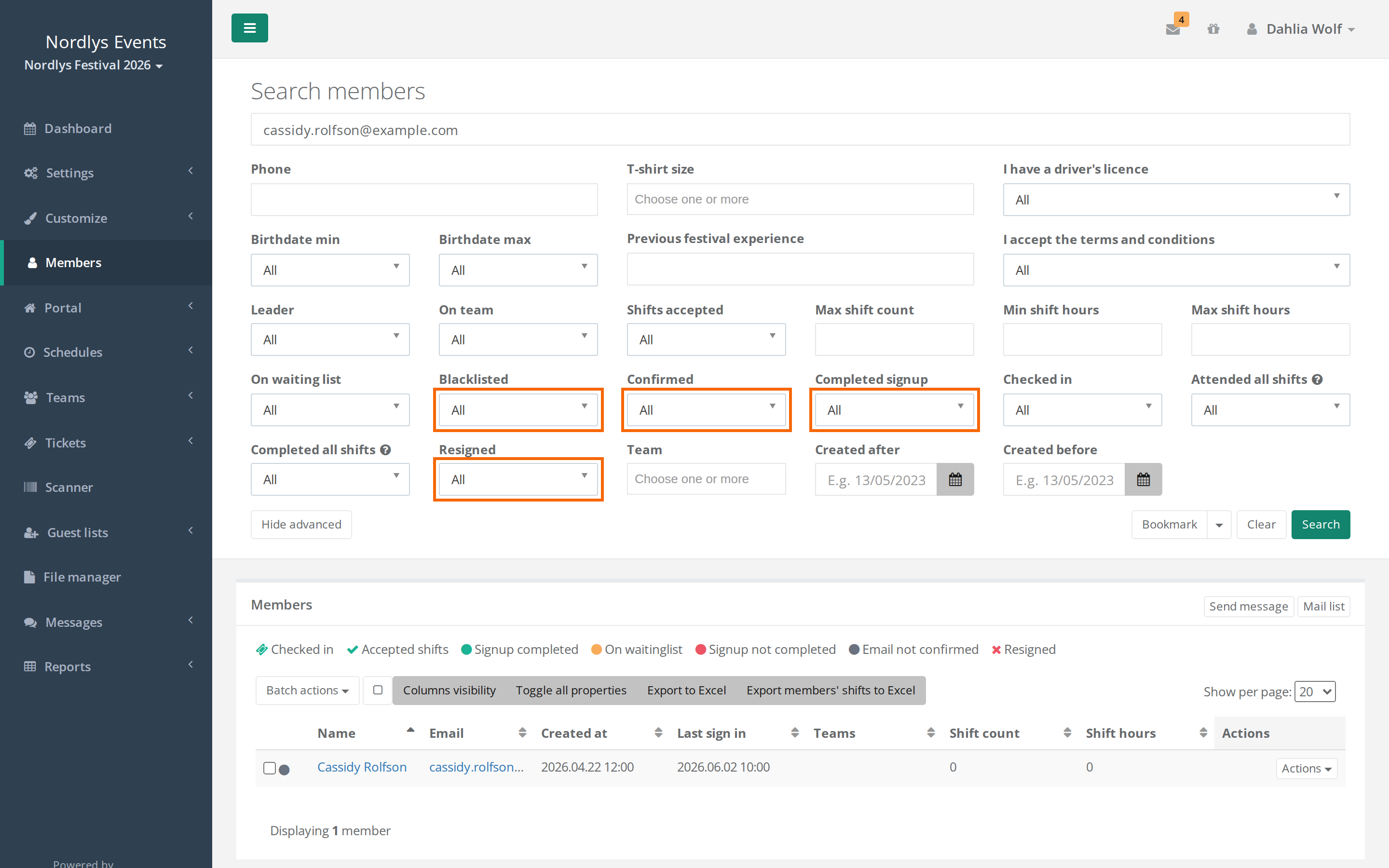 Advanced search with Confirmed, Completed signup, Resigned and Blacklisted set to All